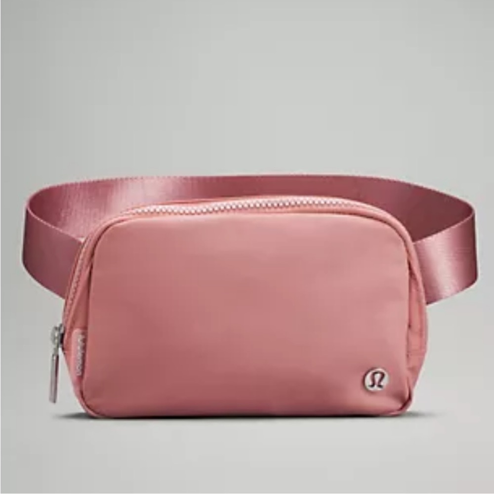 Lululemon everywhere Belt bag 1L